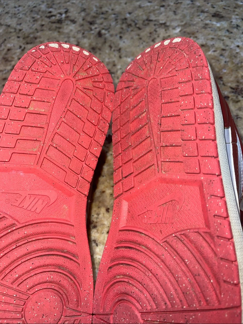 Jordan 1 Low Dune Red
